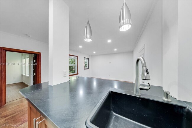 Photo - 536 14th St Unit 110