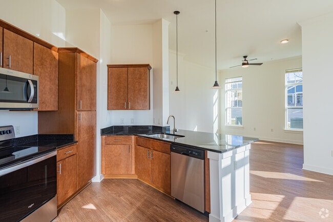 Bradford- 2BR, 2BA