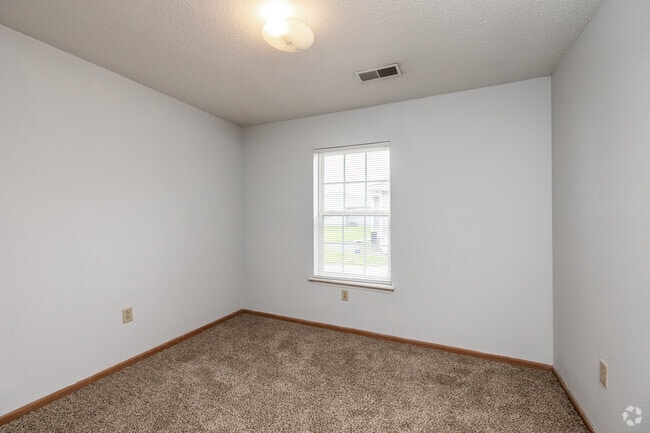 2BR, 1BA - 916SF - Second Bedroom - Black Hawk Village