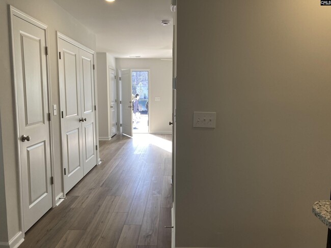 Photo - 238 Hessary Ln