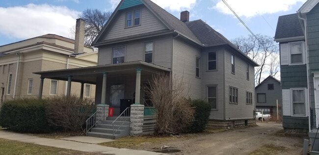 Photo - 309 Washtenaw Ave