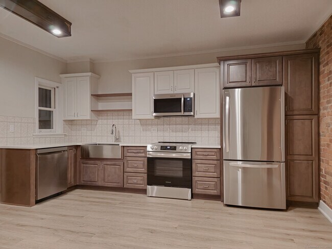 Photo - 2 Park Terrace Apartment Unit 1