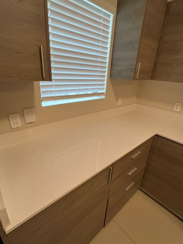 Photo - 404 Newport Ave