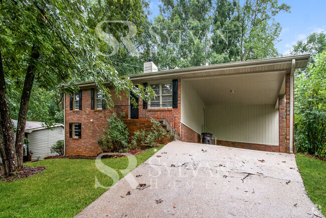 Building Photo - Welcome to this charming abode. Rental