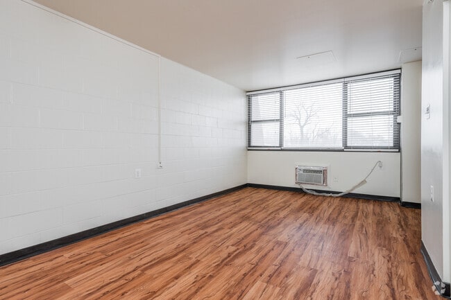 Photo - The Regency at Saint Louis