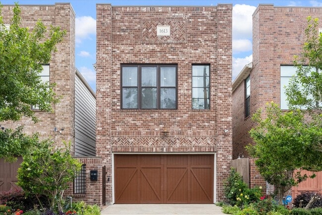 Building Photo - 1613 Prospect St