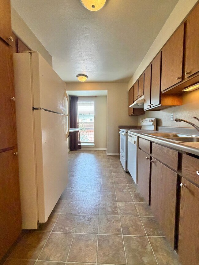 Photo - Affordable Top Floor Condo on Bus Route Unit C48