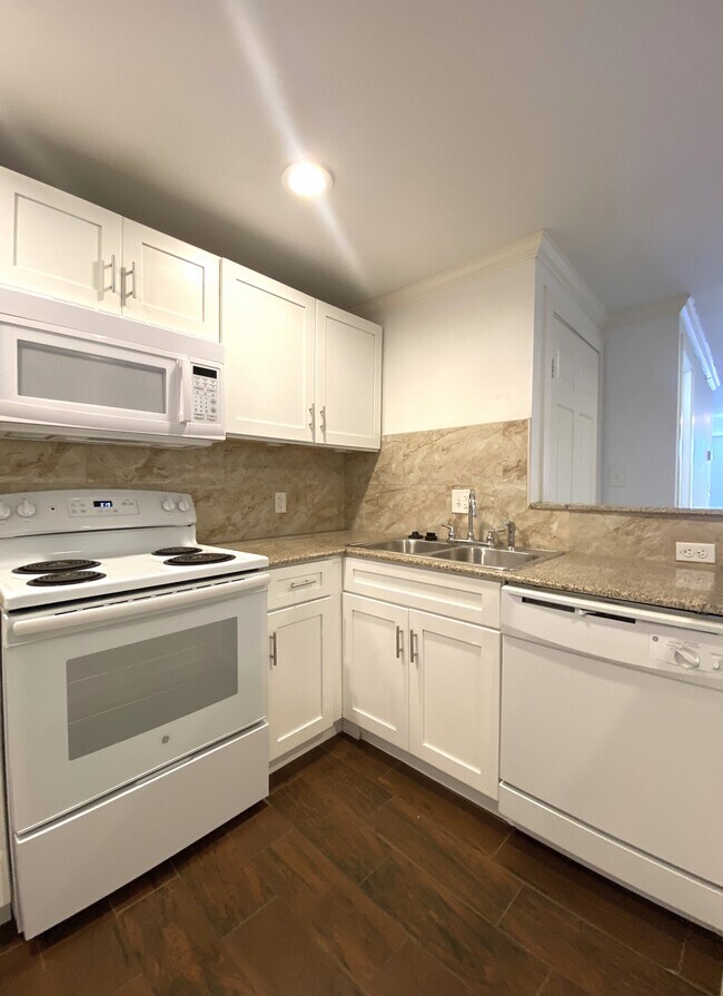 Photo - 112 E Central Ave Unit #D