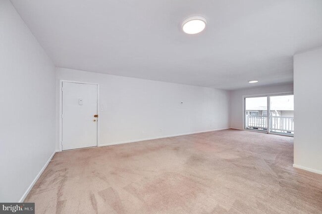 Photo - 2912 State Hill Rd Unit B-2