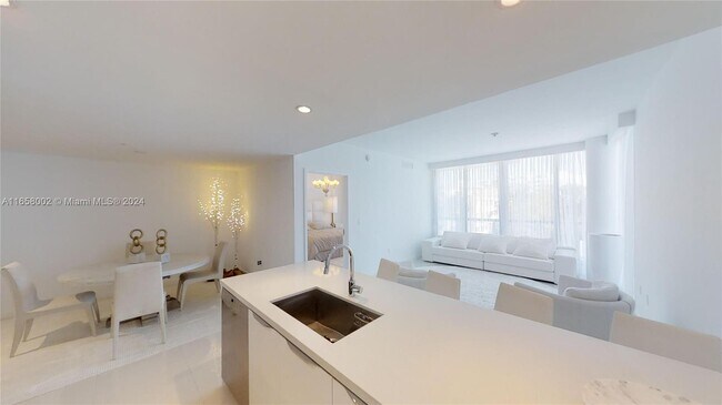 Photo - 9940 W Bay Harbor Dr Unit #3A-N