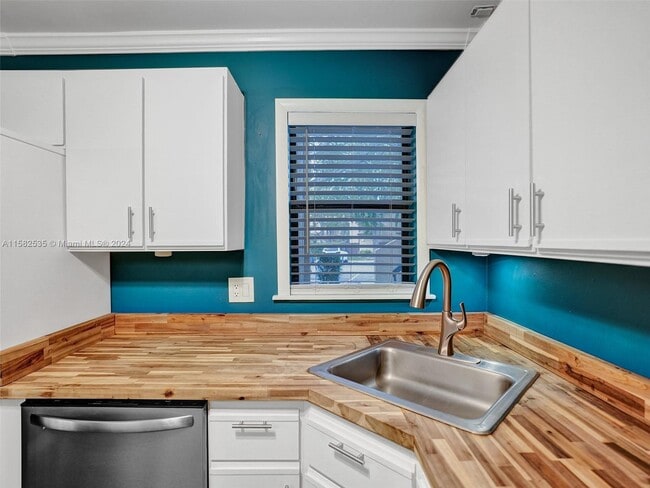 Photo - 3689 Cocoplum Cir Unit coco plum