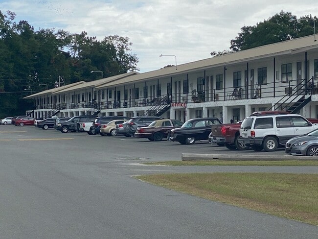Sundial Apartments