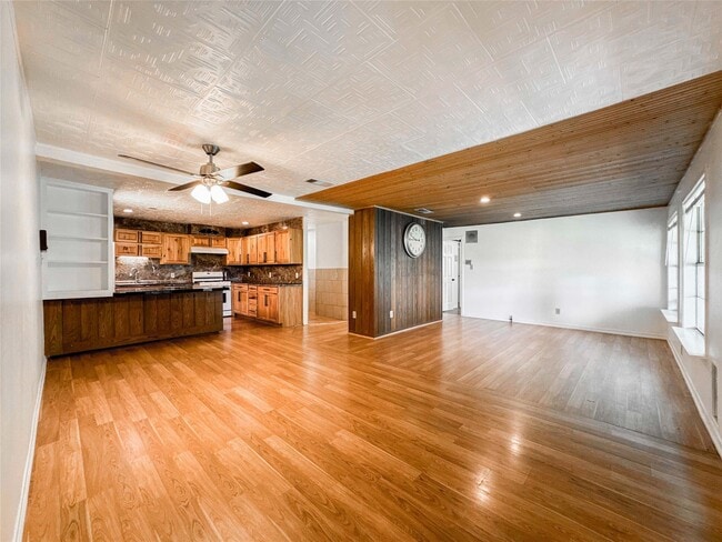 Building Photo - 29723 County Rd 25 Rental