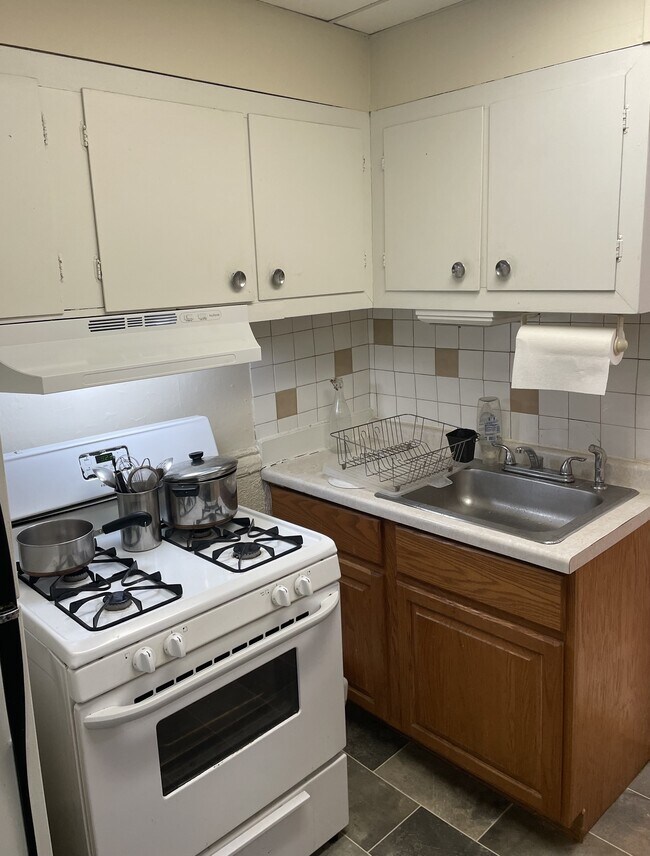 Photo - 3114 North Newhall Street