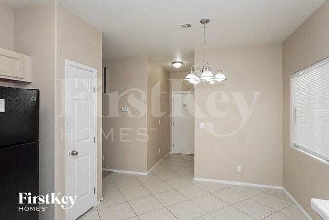 Photo - 5928 Taj Mahal Drive