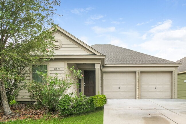 Building Photo - 16531 Strathmore Manor Ln