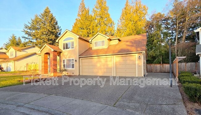 Photo - 12443 Mt Worthington Loop NW