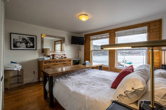 Photo - 3 Middle Battery Rd Unit SI FL2-ID1438827P