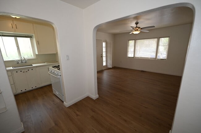 Photo - 1609 Diamond St Unit 1611
