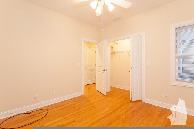 Photo - 3829 N Southport Ave