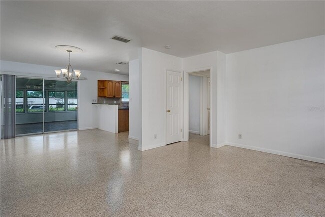 1225 Casabella Dr