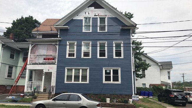 Photo - 13 S 1st St Unit 1