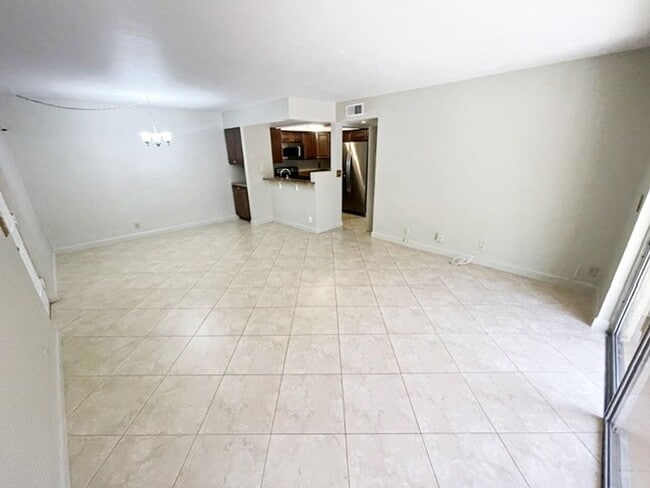 Photo - MIDPORT II CONDO