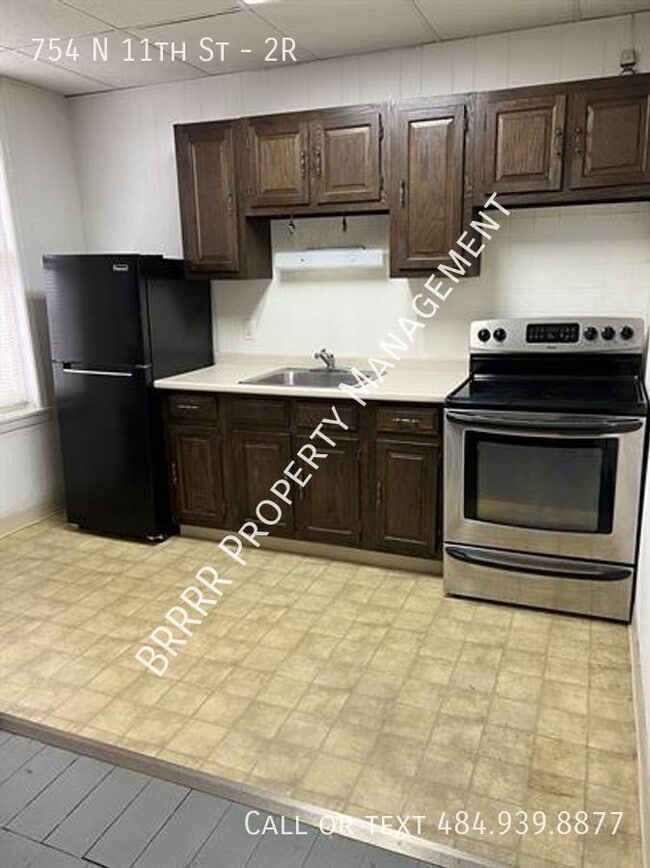Photo - 754 N 11th St Unit 2R
