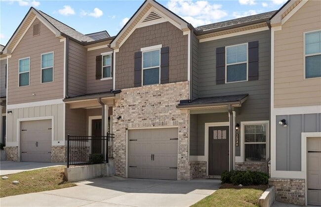 Photo - 2538 Polaris Way SW