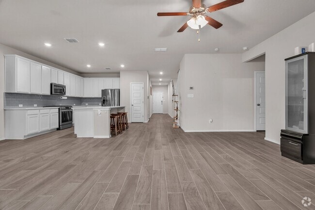 Building Photo - 5051 Segovia Way Rental