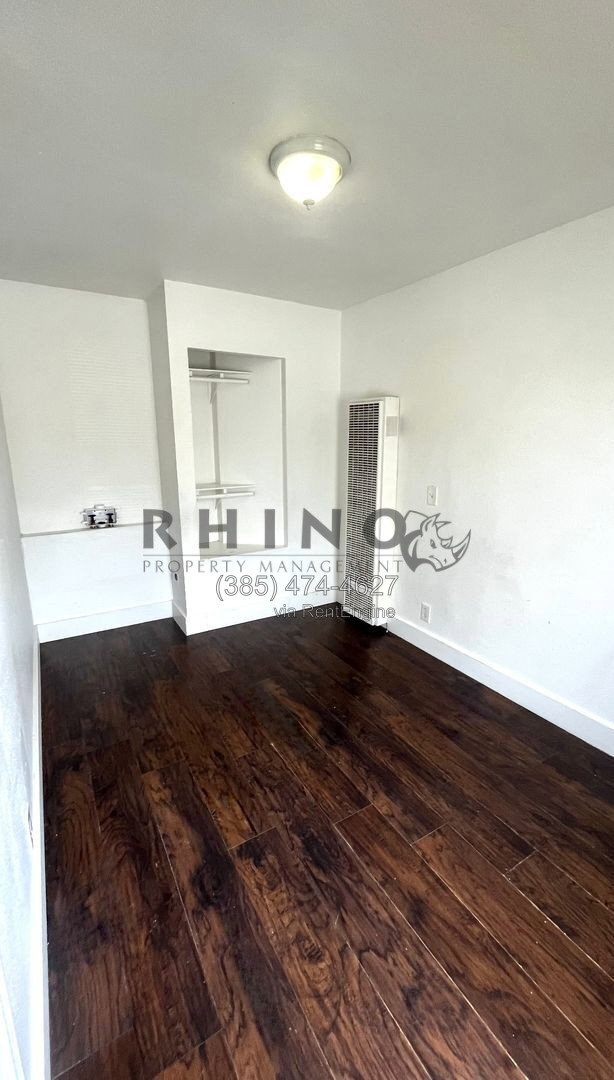 Photo - 2440 B Ave Unidad 4