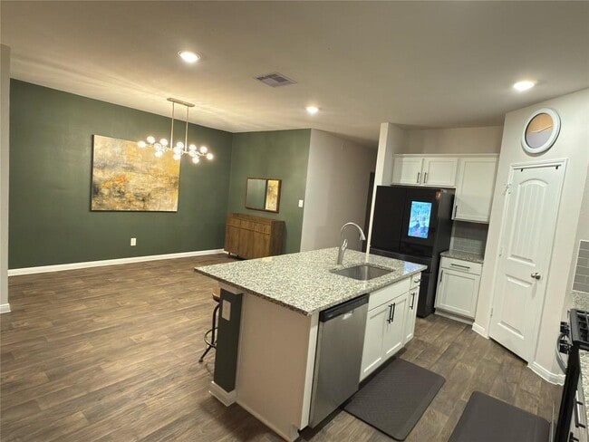 Photo - 300 Belmont Pl