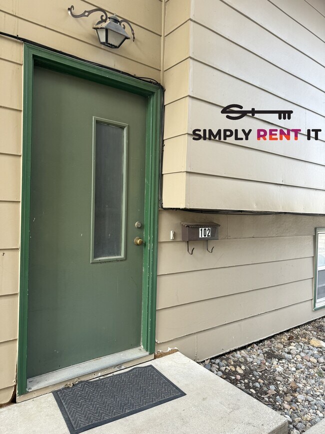 Photo - Downtown 2 Bedroom near Bandshell Park Unit 101