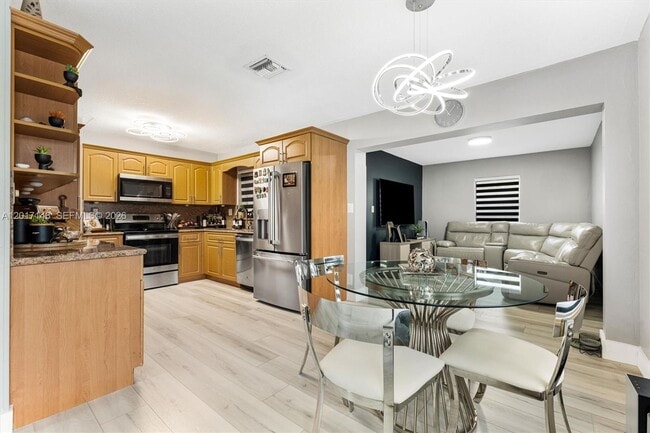 Photo - 1300 SW 34th Ave