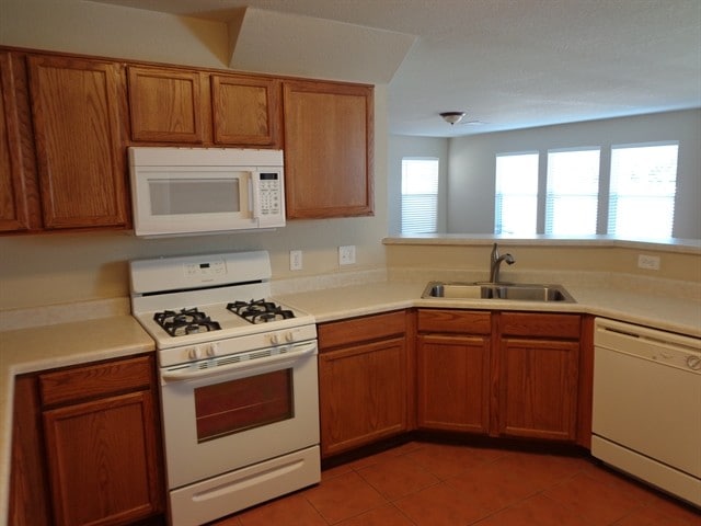 Photo - 6913 S Goshawk Dr