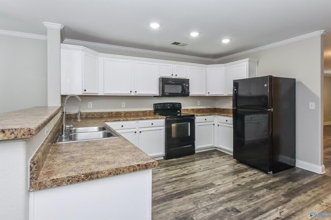 Photo - 139 Bermuda Lakes Dr