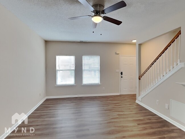 Photo - 3607 Ginnis Dr SW