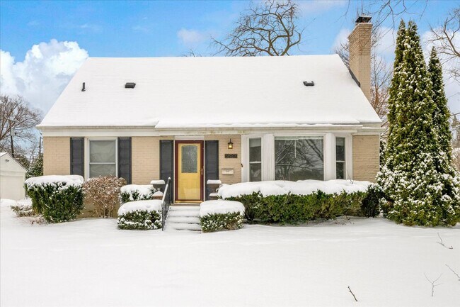 Photo - 2299 W Lincoln St