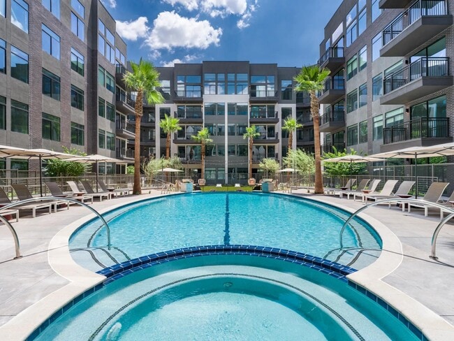 Building Photo - Modera Reserve Rental