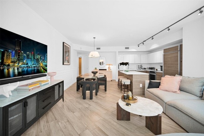 Photo - 1100 S Miami Ave Unit 1010