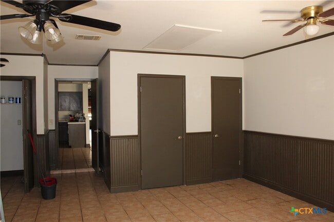 Photo - 46 Oak Villa Rd