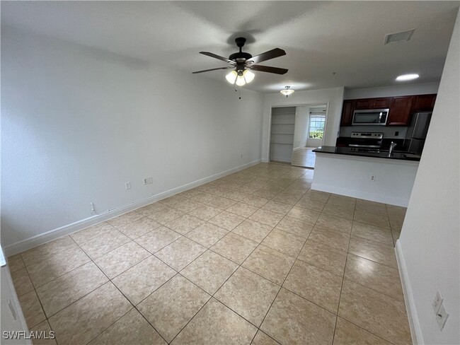 Photo - 14890 Pleasant Bay Ln Unidad 3101 Rental