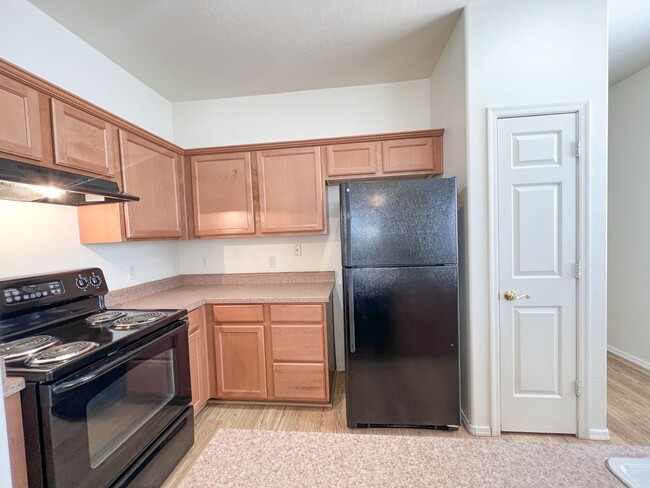 Photo - TOWNHOME - COTTONWOOD - VILLAS ON ELM