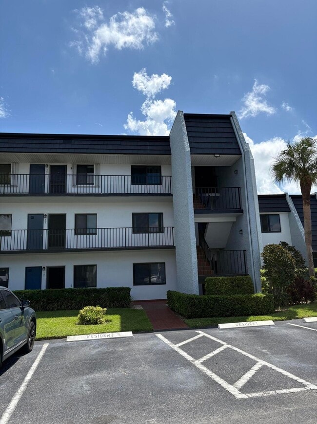 Building Photo - 4236 Deste Ct Unit 308 Rental