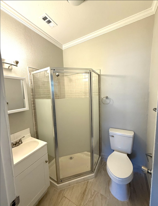 Photo - Grove St Unit D