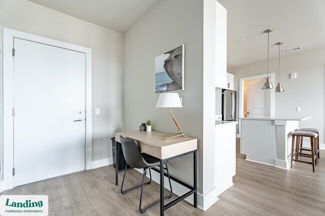 Photo - 300 E Broad St Unidad 530