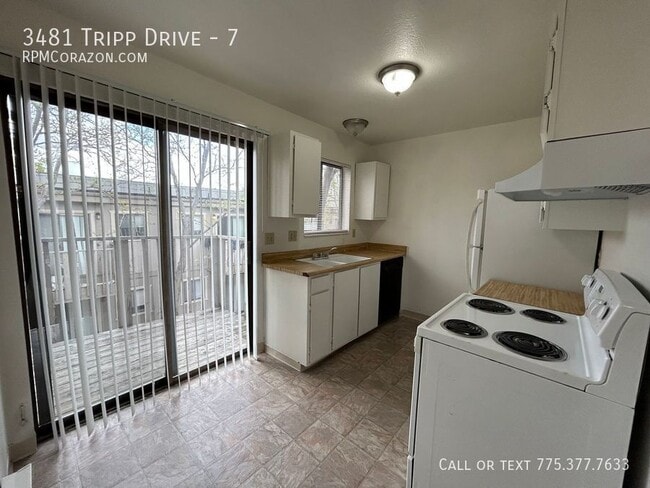 Photo - 3481 Tripp Dr Unit 7