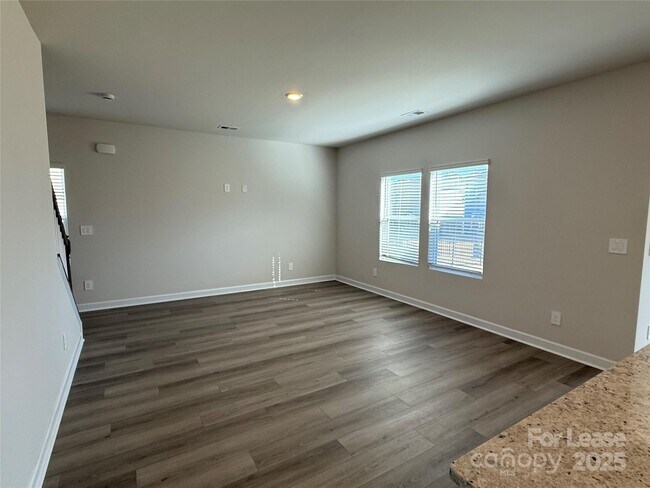 Photo - 160 Bird Dog Dr