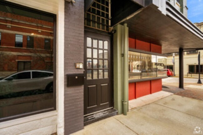 Building Photo - 200 1/2 N Main St Rental