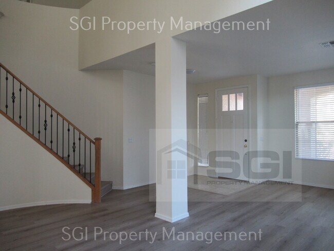 Photo - 3123 W Pleasant Ln